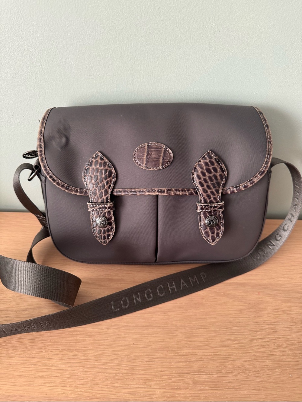 Longchamp Vintage Le Pliage Messenger Crossbody Bag Croc Embossed Details RARE